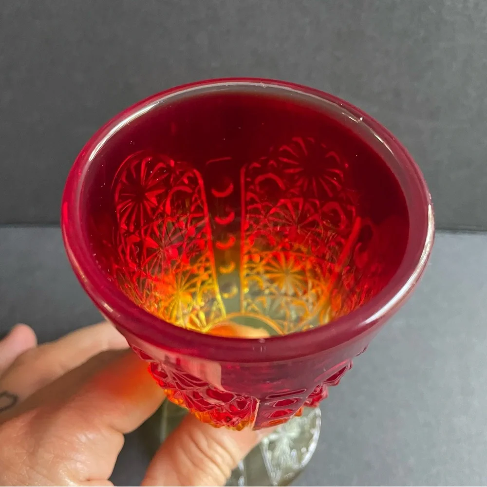 Vintage L.G. Wright Daisy And Button Amberina Wine Cordial Glass Red Yellow